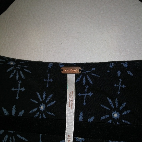 Free People Deep V tunic/peasant top navy/cream M - Picture 5 of 5